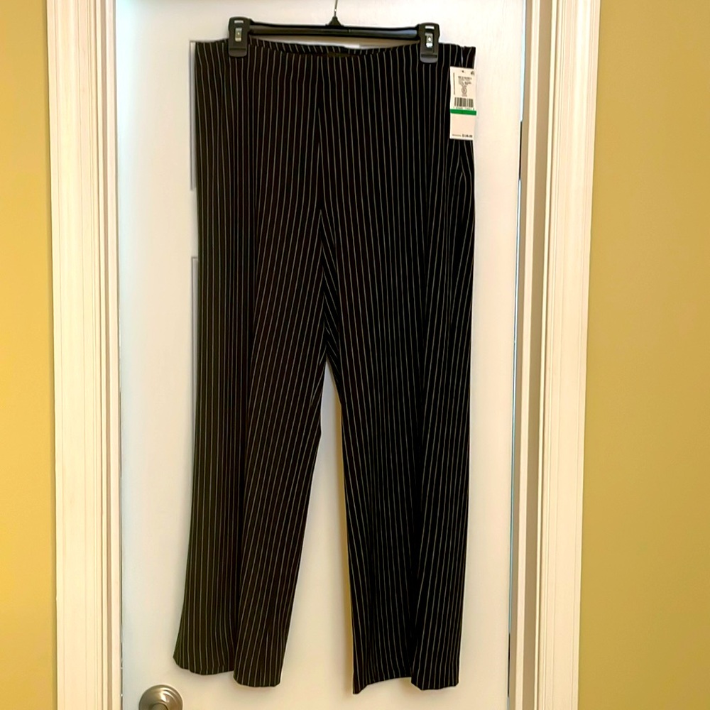 Karen Kane Cropped Pants